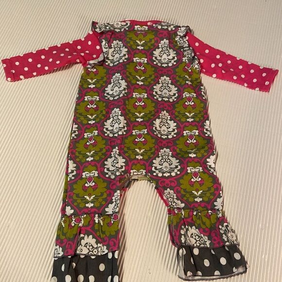 Boutique Romper Ruffled Legs Polka Dot & Damask 12 Month - Picture 7 of 7